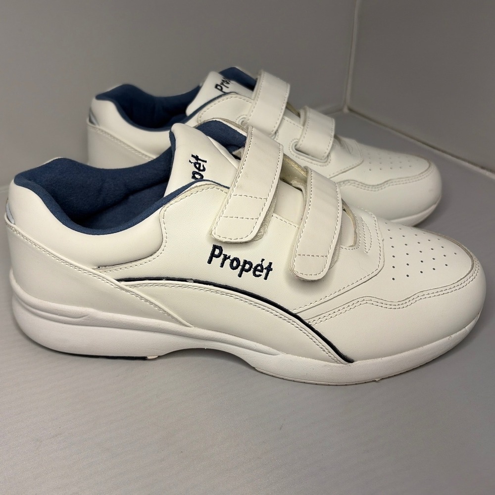 Propet Life Walker W3902 Womens White Leather Walking Shoes Size 11 Wide Straps